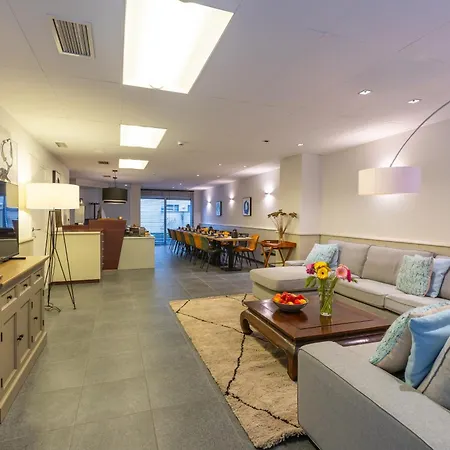 Belcasa Sea House Groepsaccommodatie بيت للعطل *